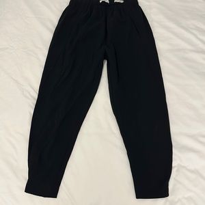 Aritzia black trousers
